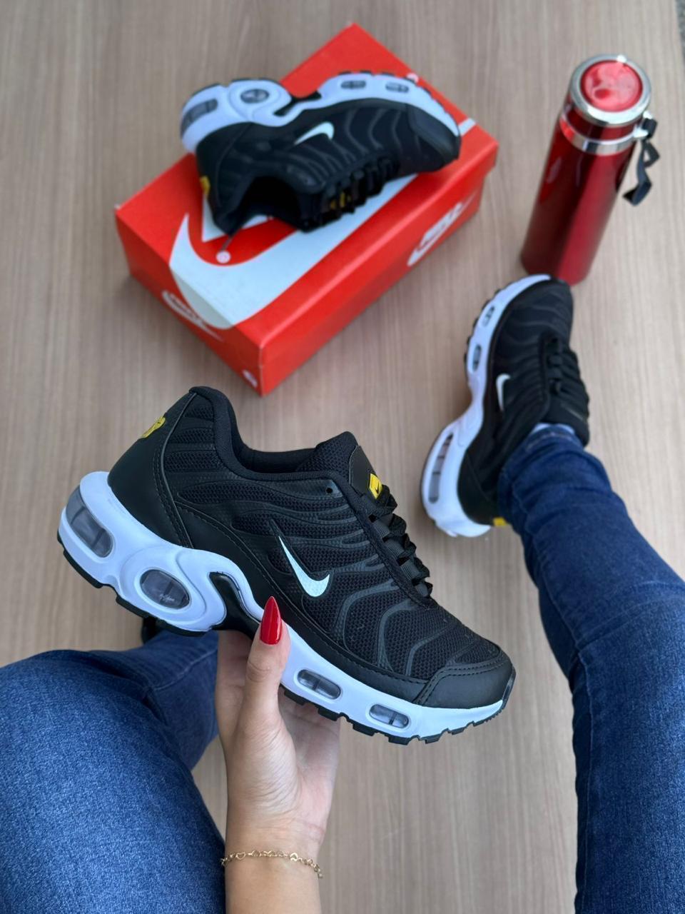 Tênis Espotivo Air Max T.N - Imagem 2
