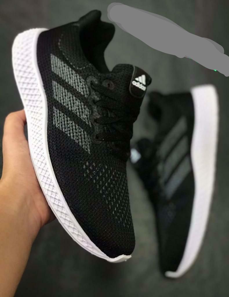 Tênis Espotivo ADIDAS - Imagem 3
